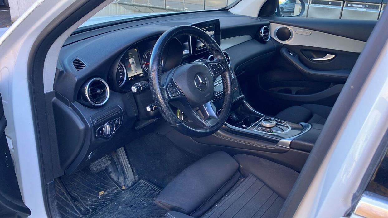 MERCEDES-BENZ GLC 2019