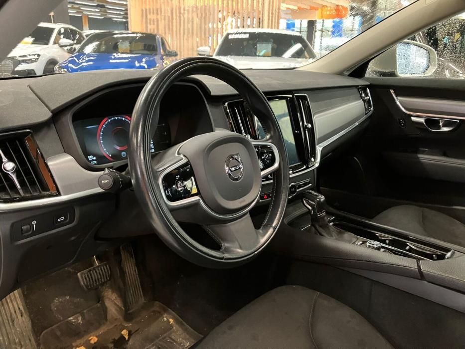 VOLVO V90 2018
