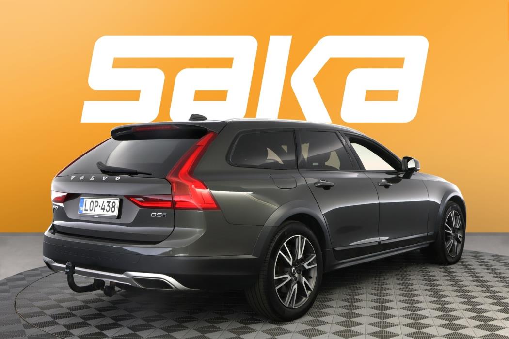 VOLVO V90 Cross Country 2018