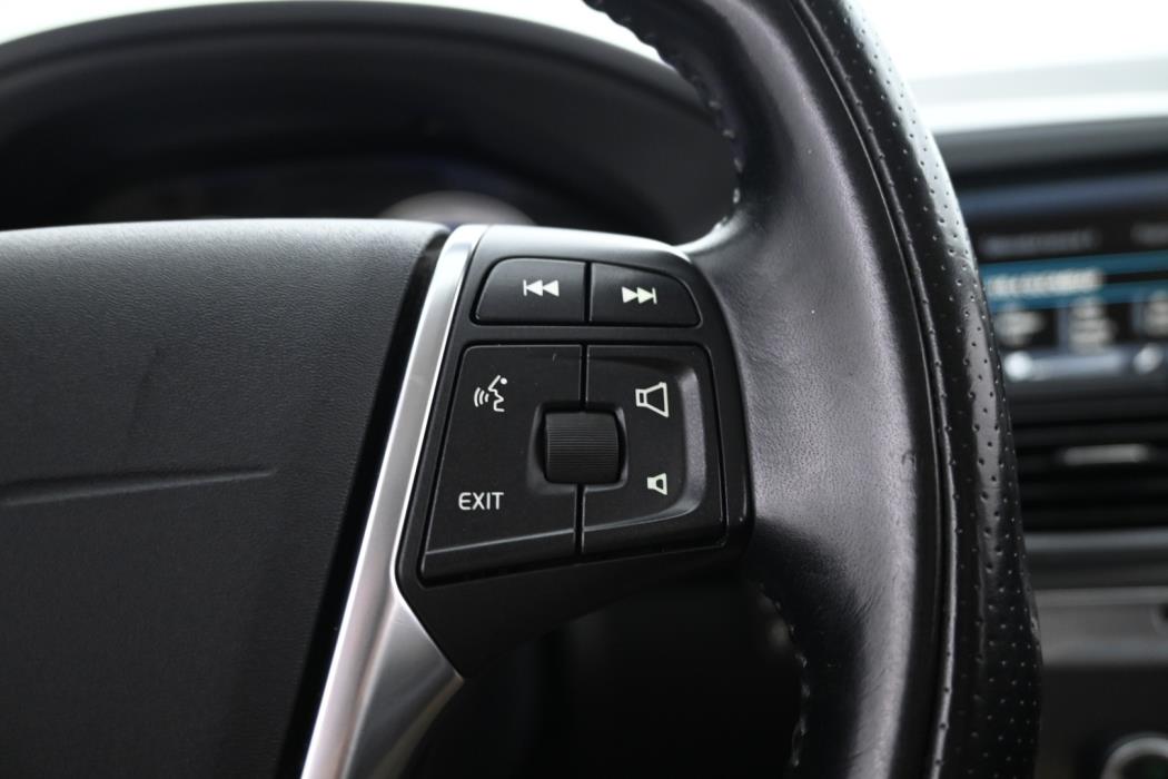 VOLVO XC60 2012
