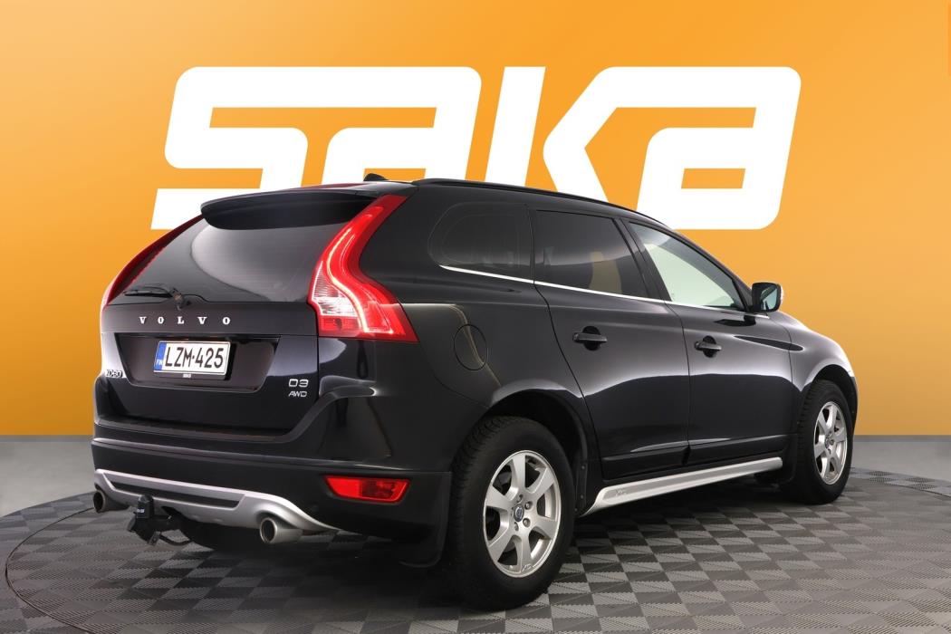 VOLVO XC60 2012