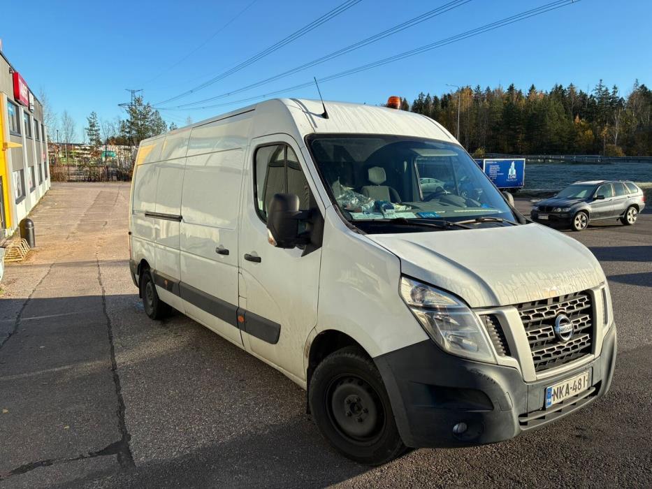 NISSAN NV400 2016
