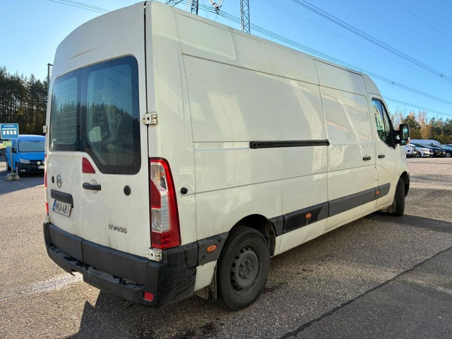 NISSAN NV400 2016