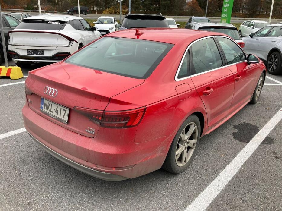 AUDI A4 2016