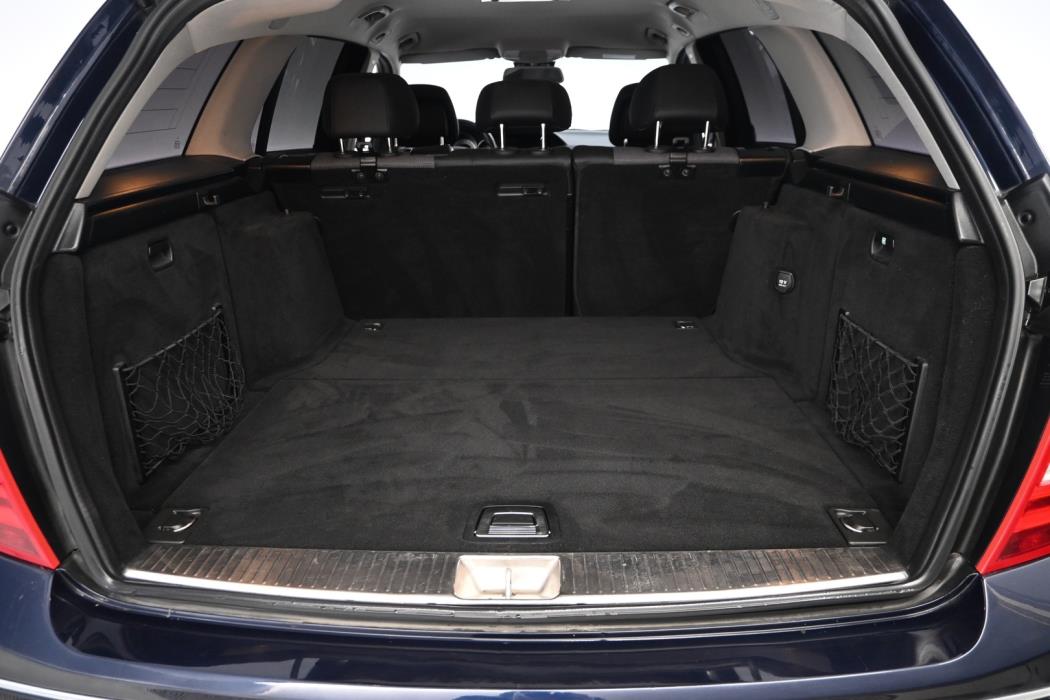 MERCEDES-BENZ C 2012