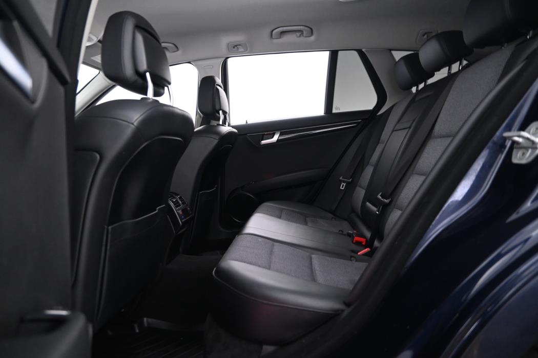 MERCEDES-BENZ C 2012
