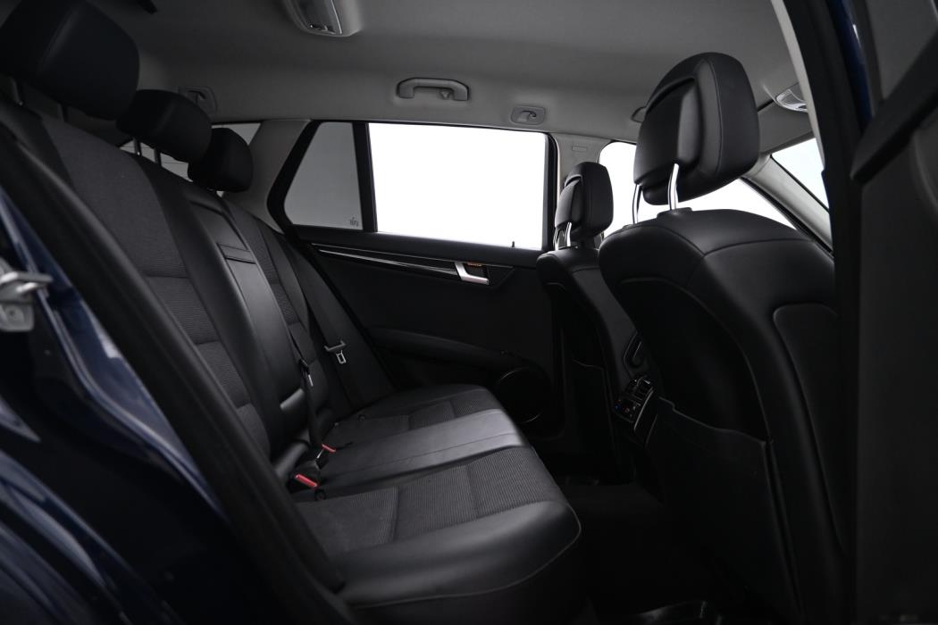 MERCEDES-BENZ C 2012