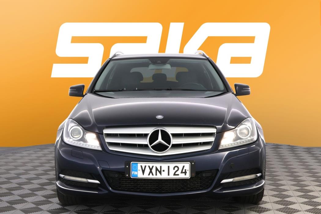 MERCEDES-BENZ C 2012