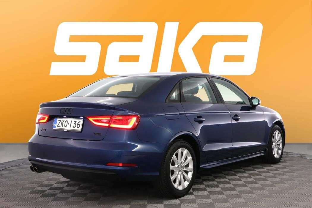 AUDI A3 2015