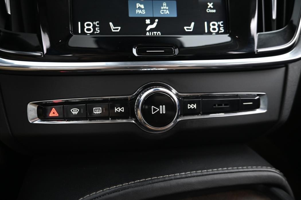 VOLVO S90 2018
