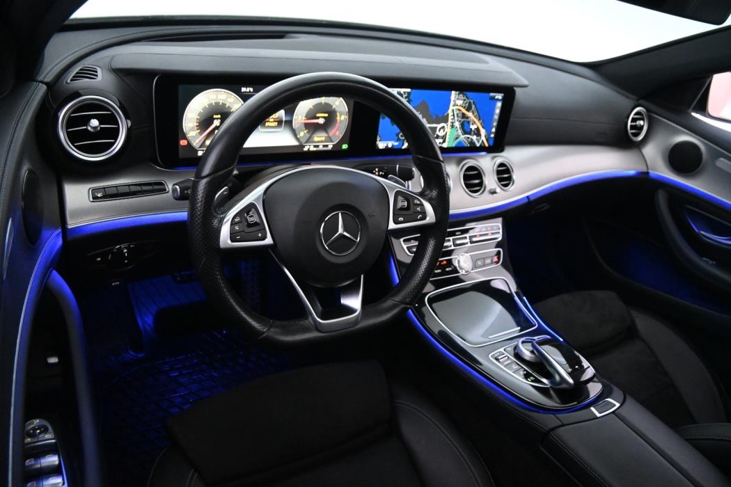 MERCEDES-BENZ E 2017