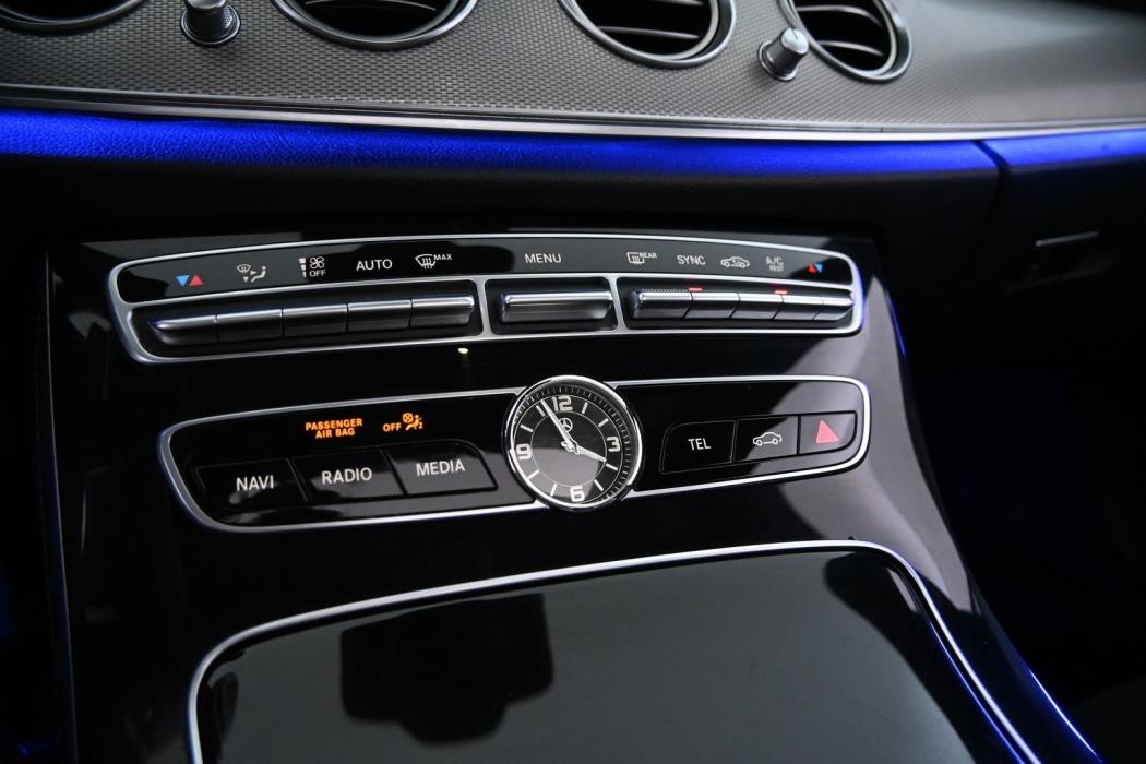 MERCEDES-BENZ E 2017