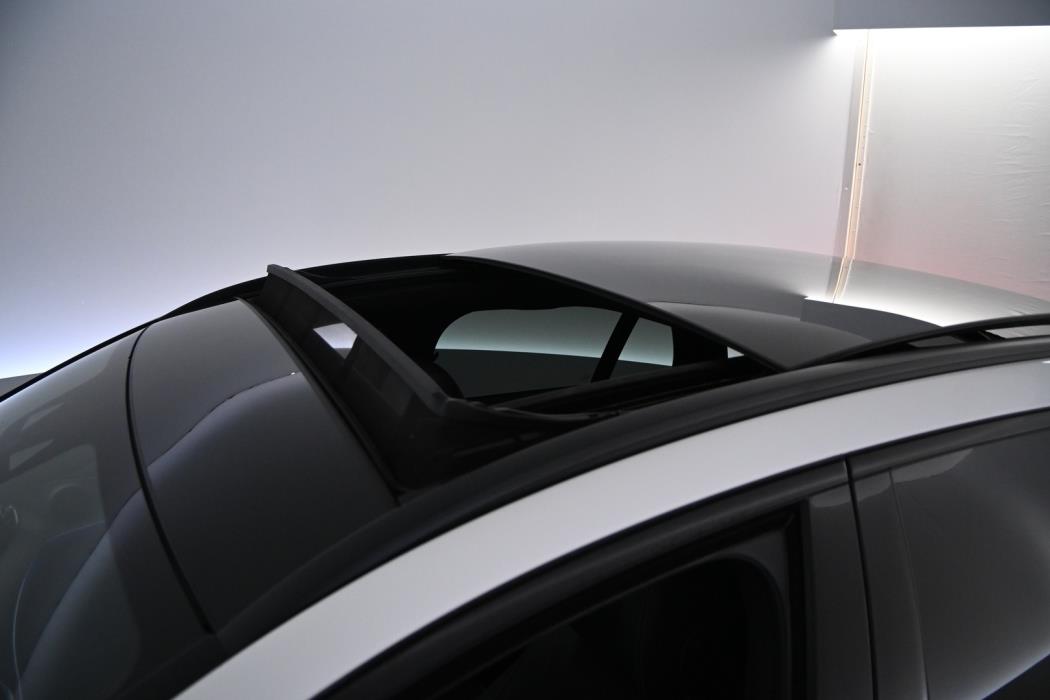 MERCEDES-BENZ E 2017