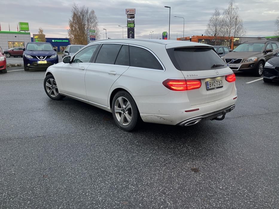 MERCEDES-BENZ E 2017