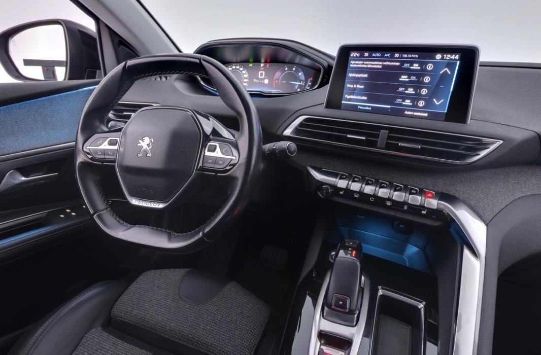 PEUGEOT 5008 2019