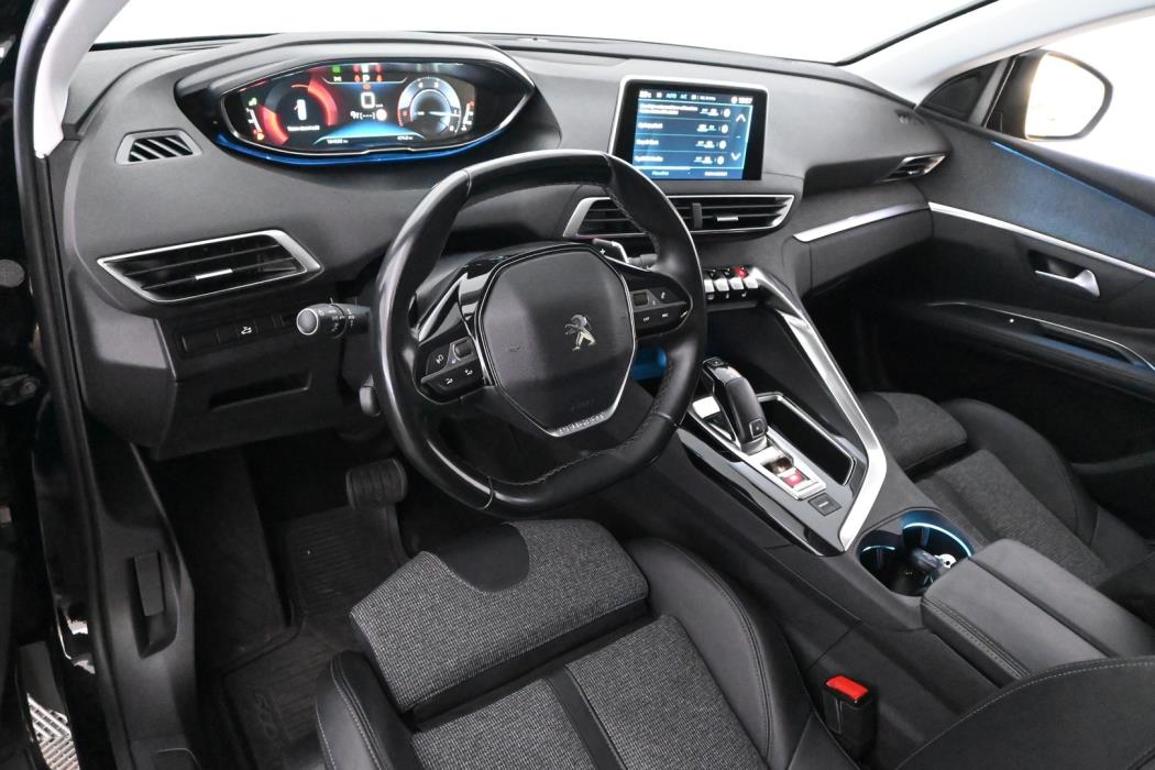 PEUGEOT 5008 2019