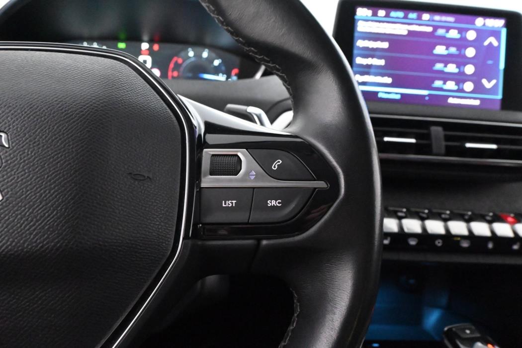 PEUGEOT 5008 2019