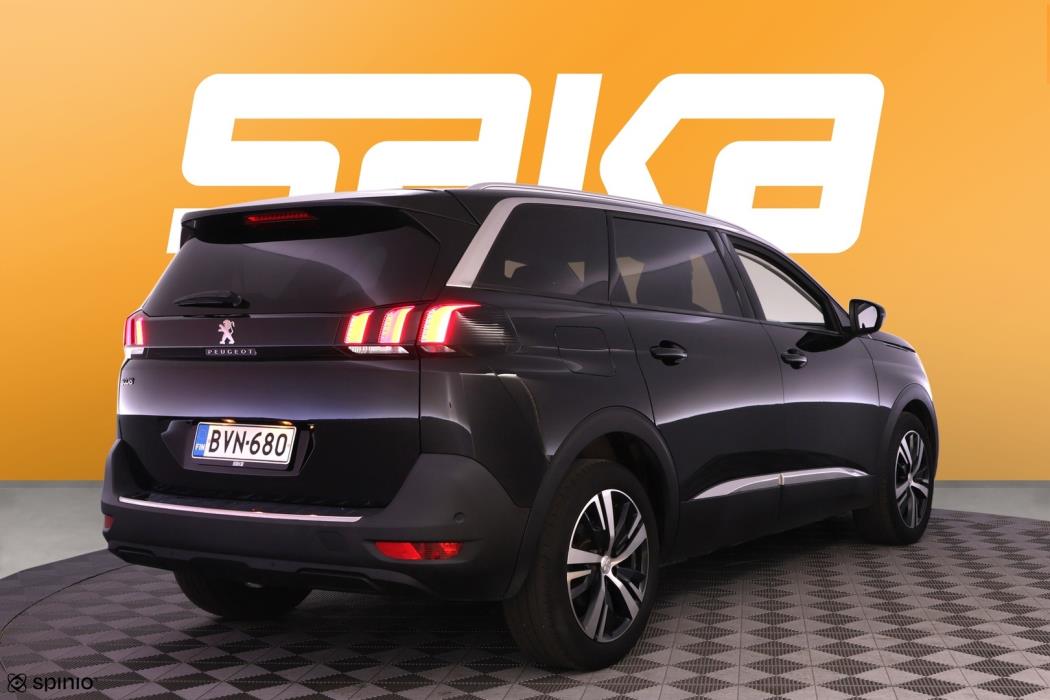 PEUGEOT 5008 2019