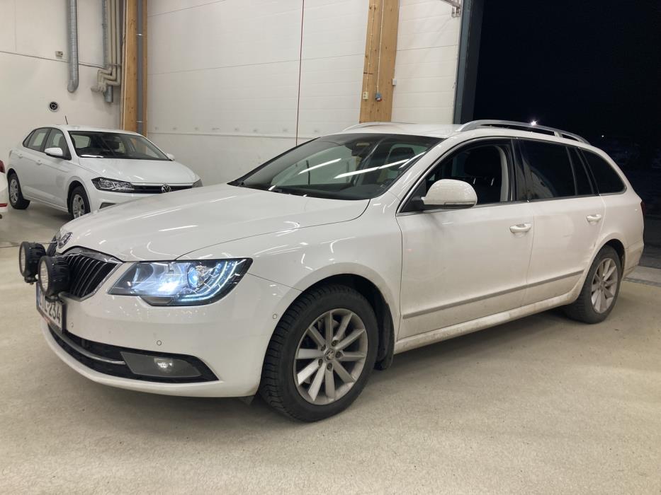 SKODA Superb 2015