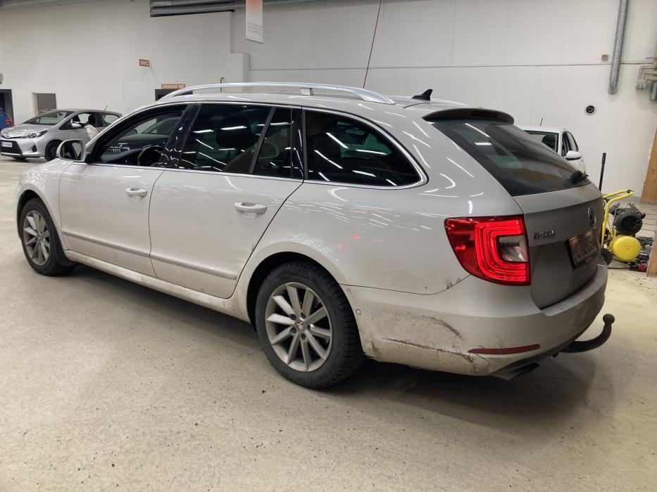 SKODA Superb 2015