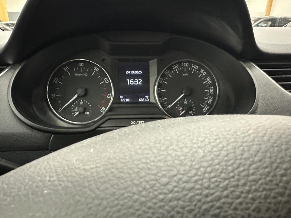 SKODA Octavia 2015