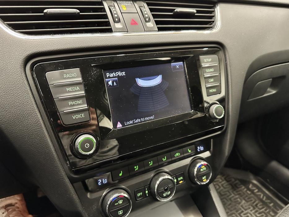 SKODA Octavia 2015