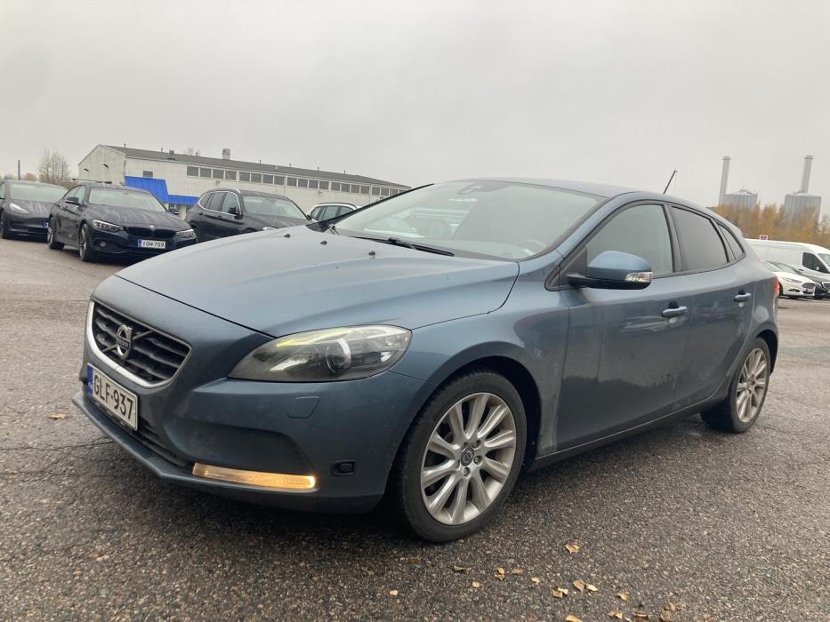 VOLVO V40 2014