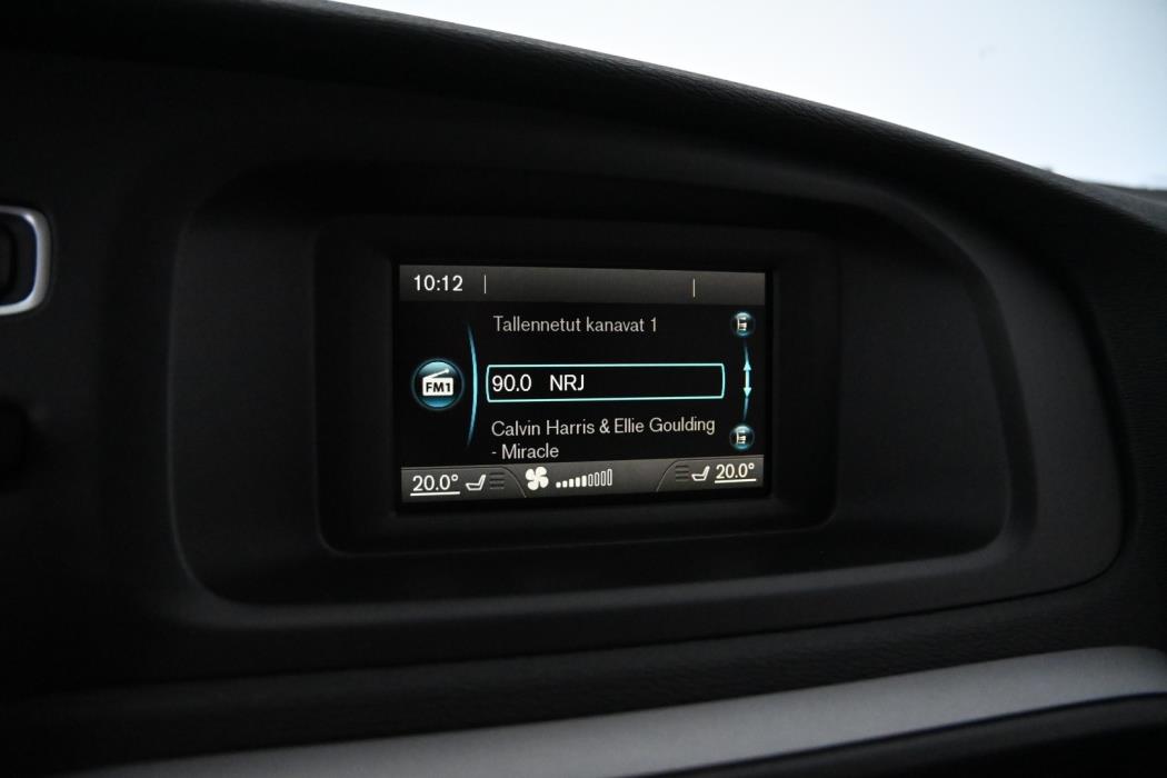VOLVO V40 2014
