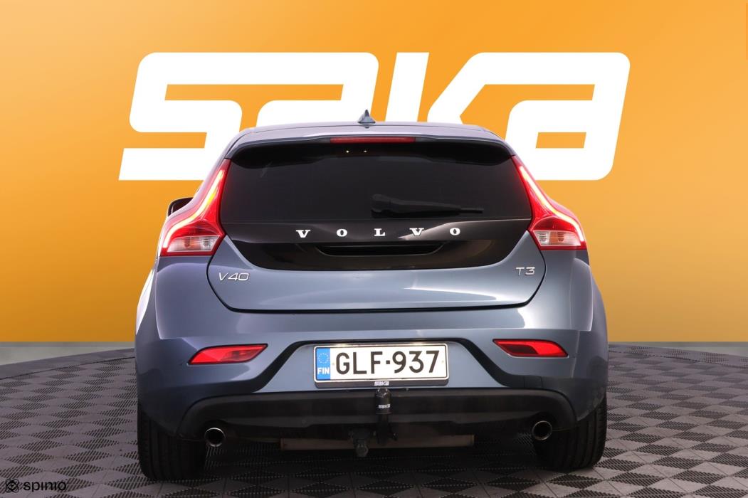 VOLVO V40 2014