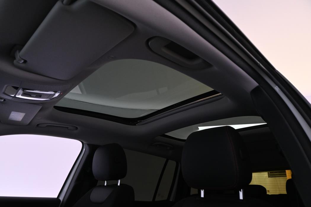 MERCEDES-BENZ EQB 2022