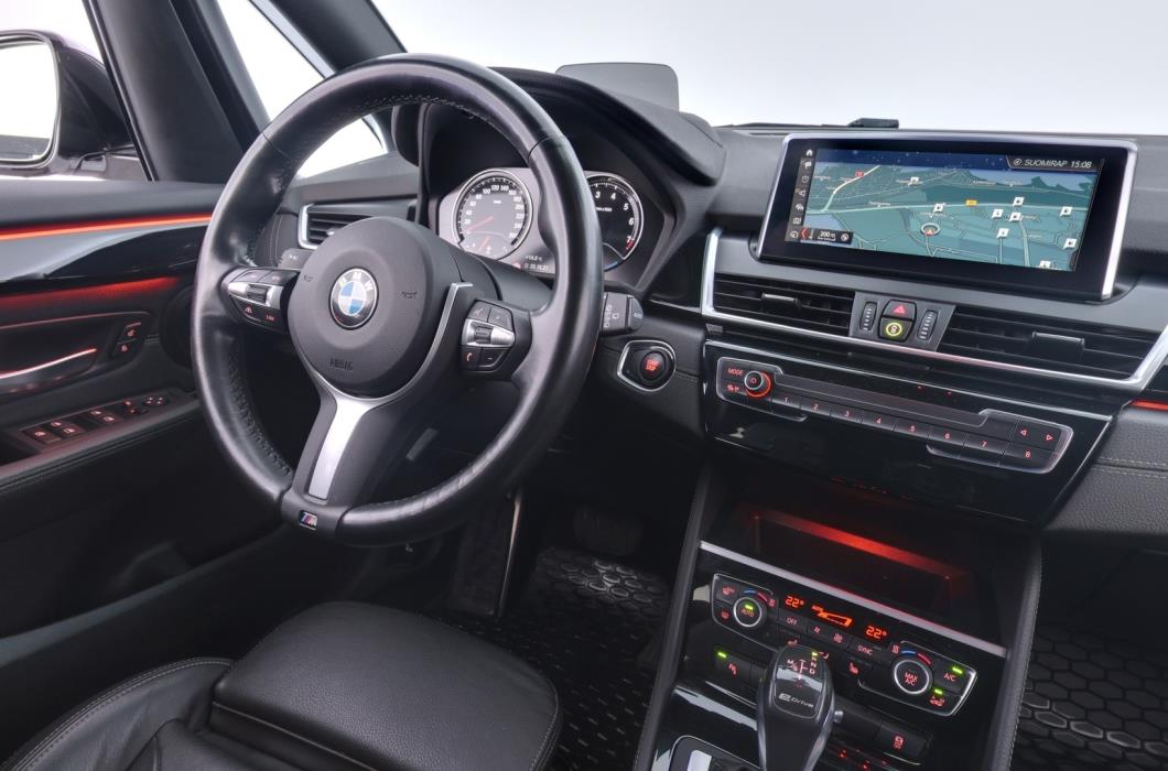 BMW 225 2019