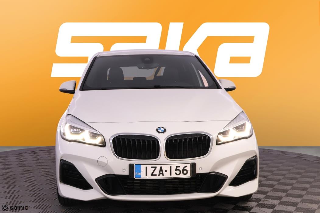 BMW 225 2019