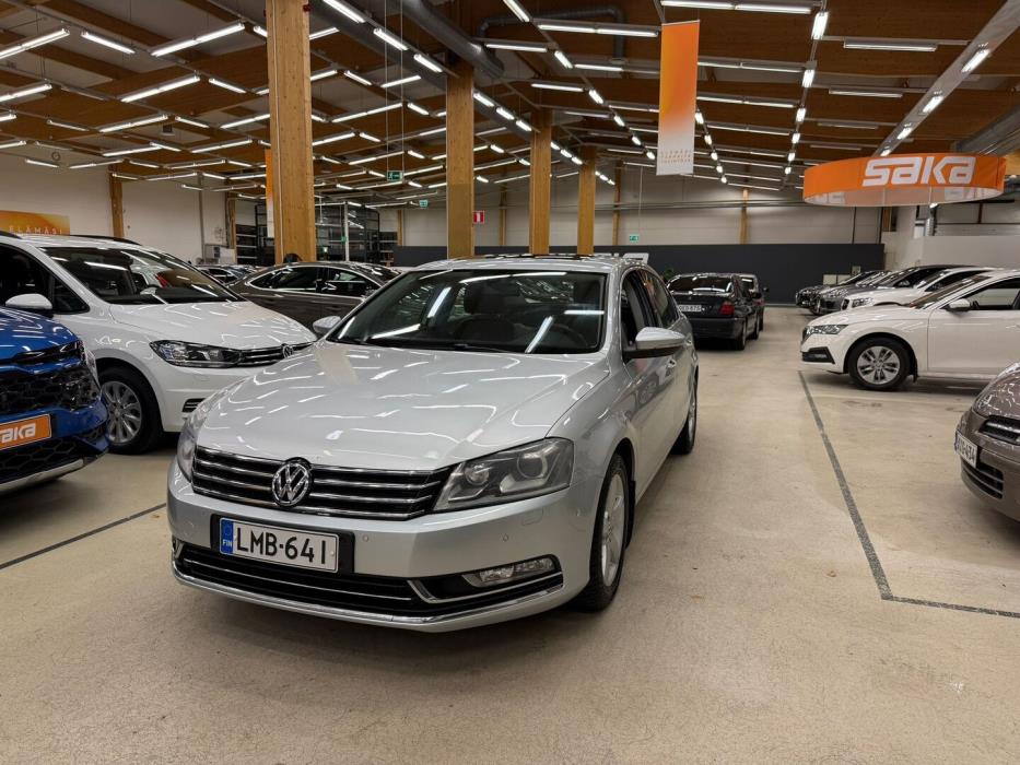 VOLKSWAGEN Passat 2013