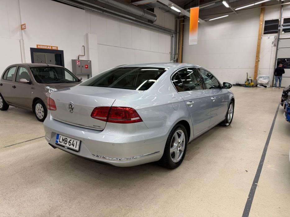 VOLKSWAGEN Passat 2013