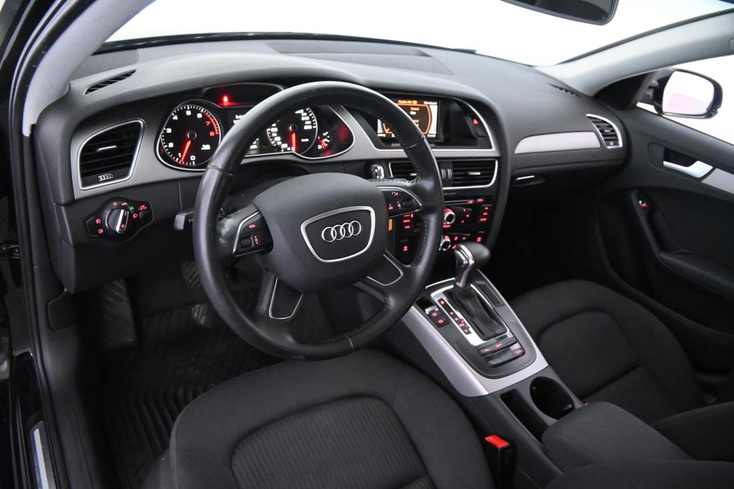 AUDI A4 2013