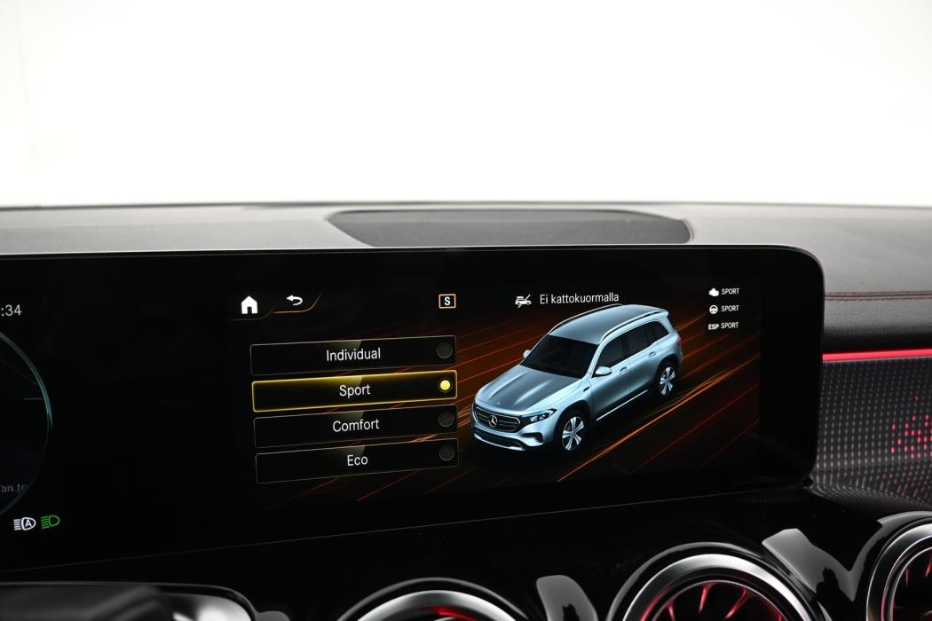 MERCEDES-BENZ EQB 2022