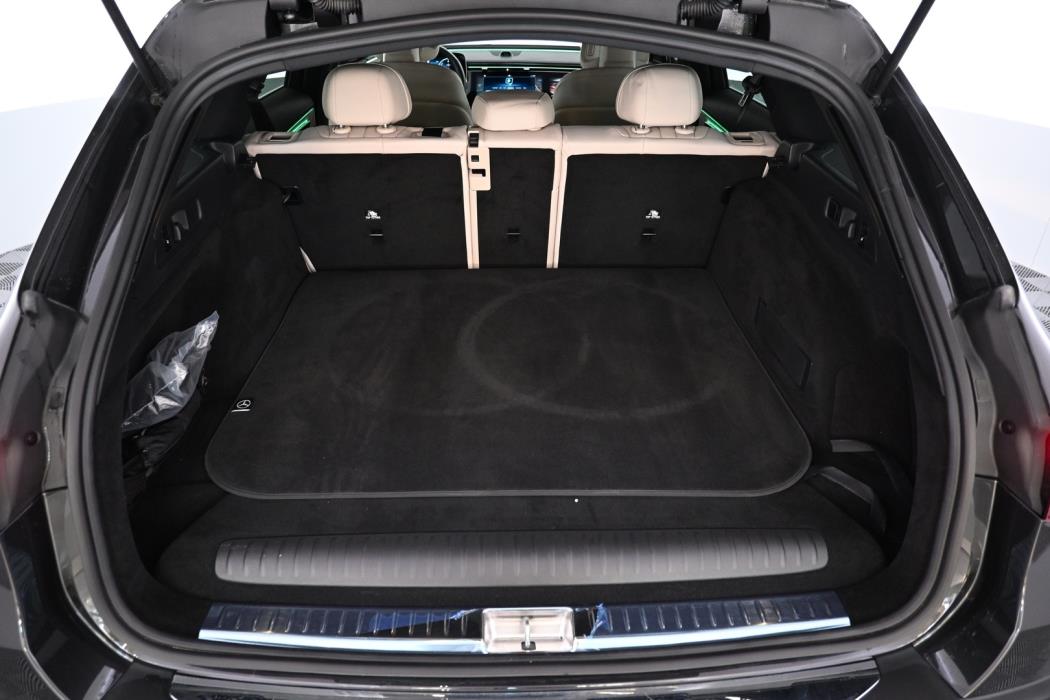 MERCEDES-BENZ E 2025