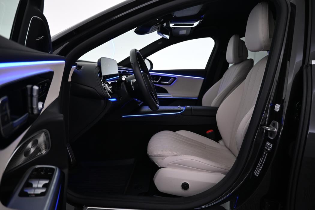 MERCEDES-BENZ E 2025