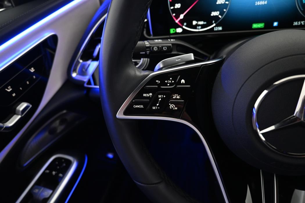 MERCEDES-BENZ E 2025