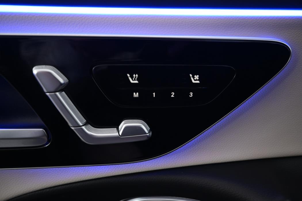 MERCEDES-BENZ E 2025