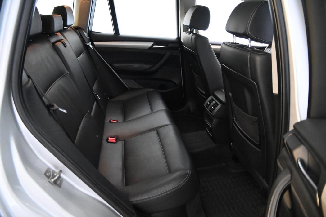 BMW X3 2012