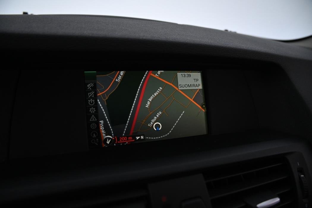 BMW X3 2012