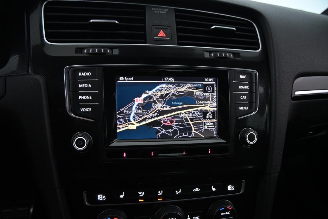 VOLKSWAGEN Golf 2014