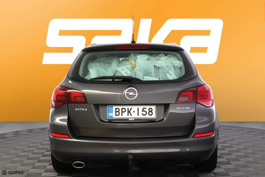 OPEL Astra 2012