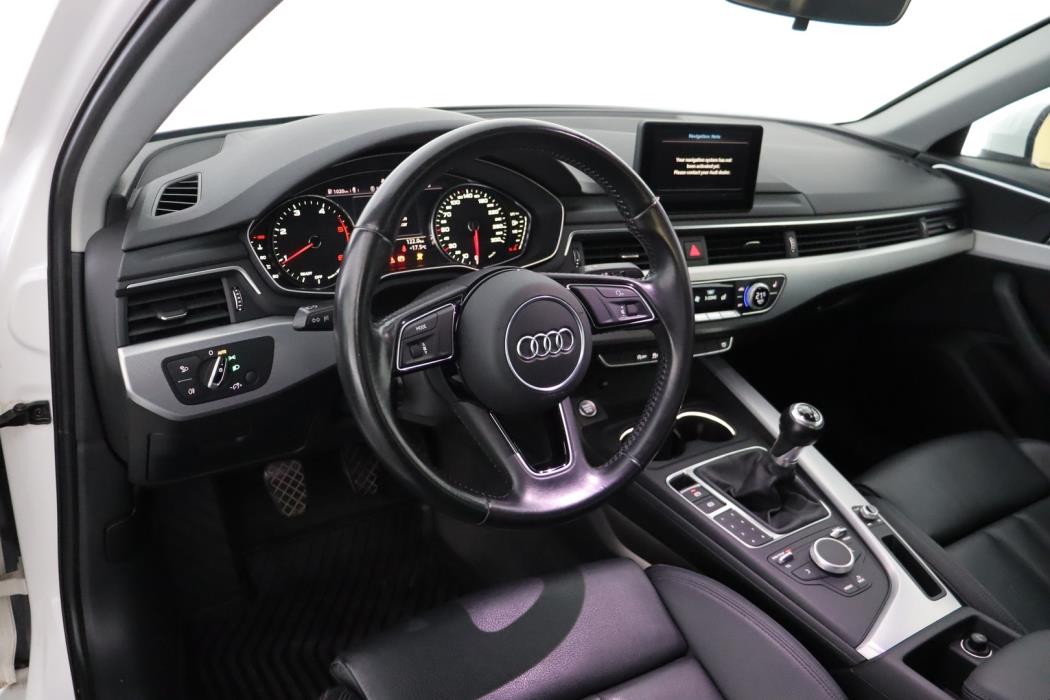 AUDI A4 2016