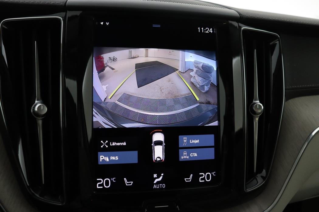 VOLVO XC60 2021