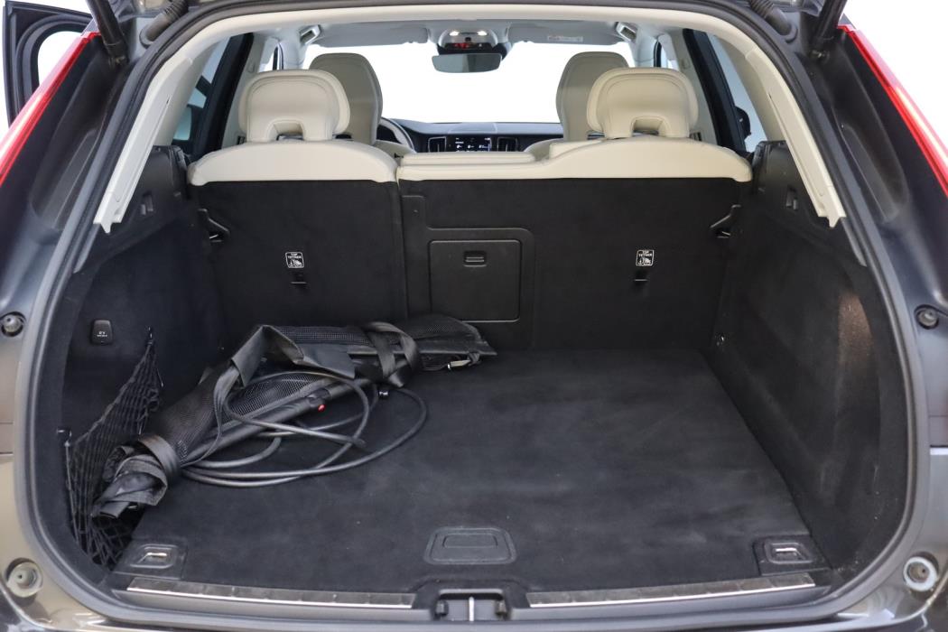 VOLVO XC60 2021