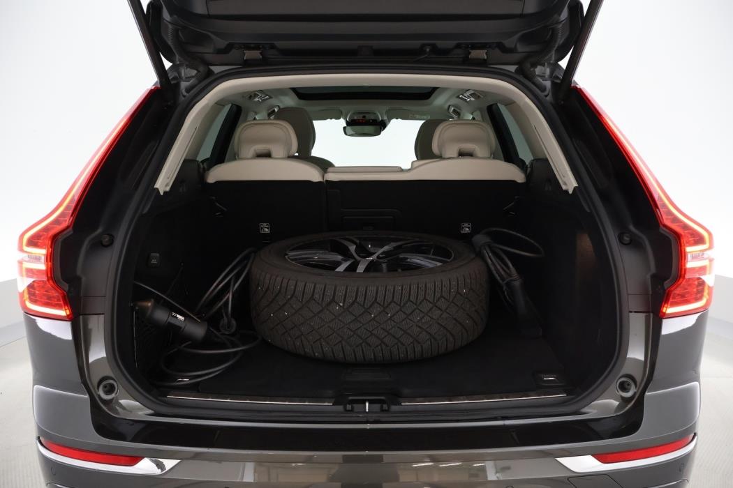 VOLVO XC60 2021