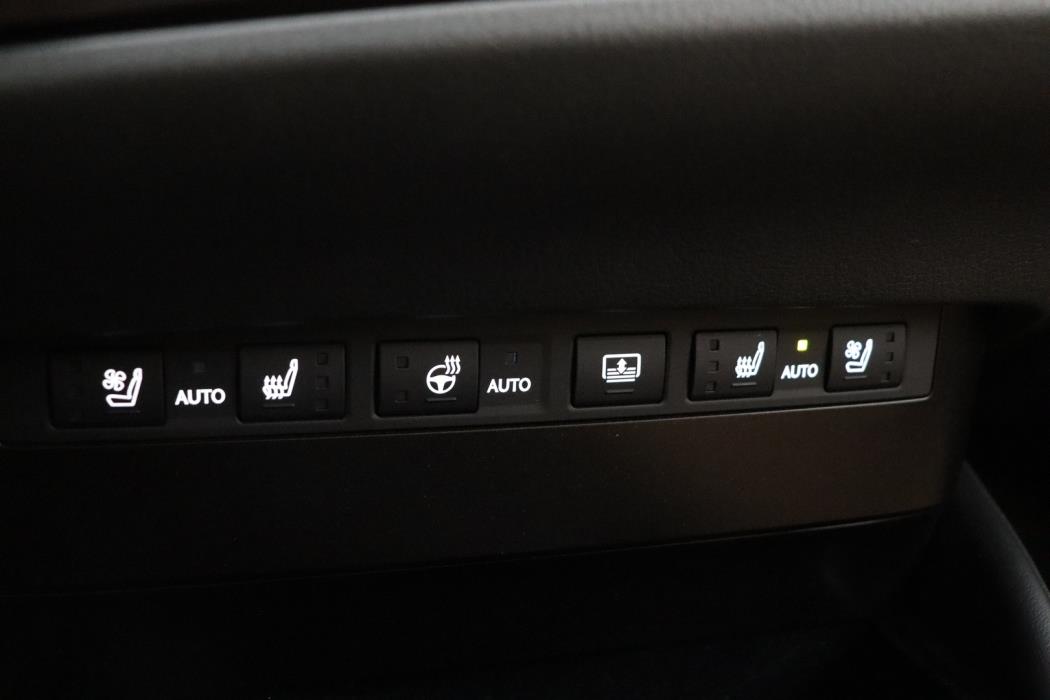 LEXUS ES300 2023