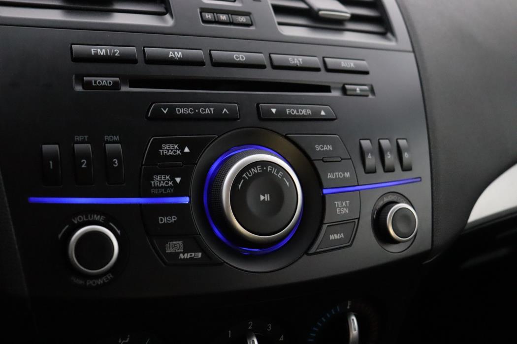 MAZDA 3 2012